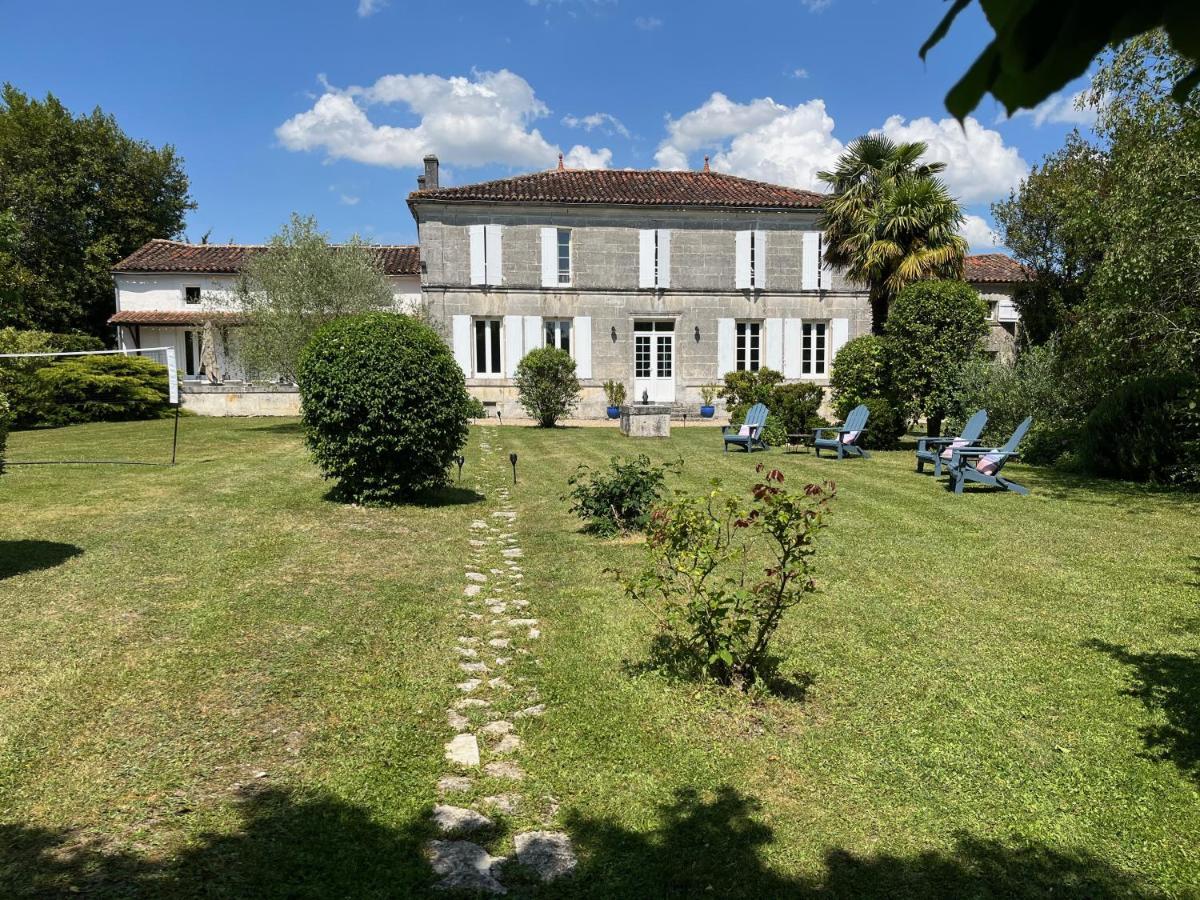 1854 Chassors Exterior foto